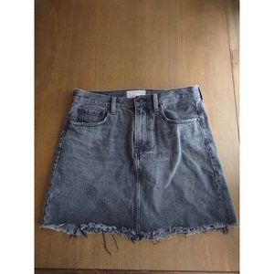 Everlane The Denim Black Gray Skirt Raw Hem women's size 29